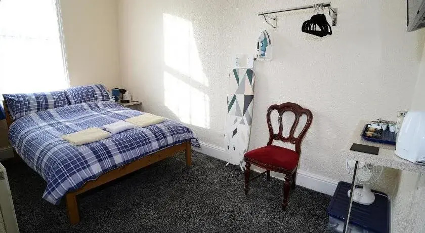 Lynmoore Guest House
