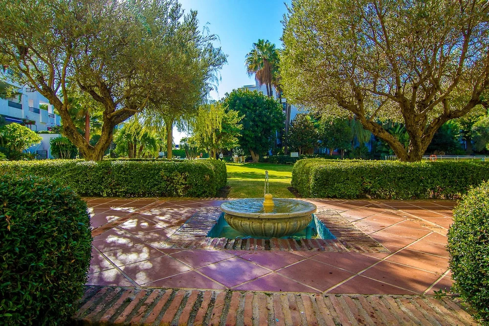 Oleholidays Jardines de Puerto Banús Centro 50 m. Playa