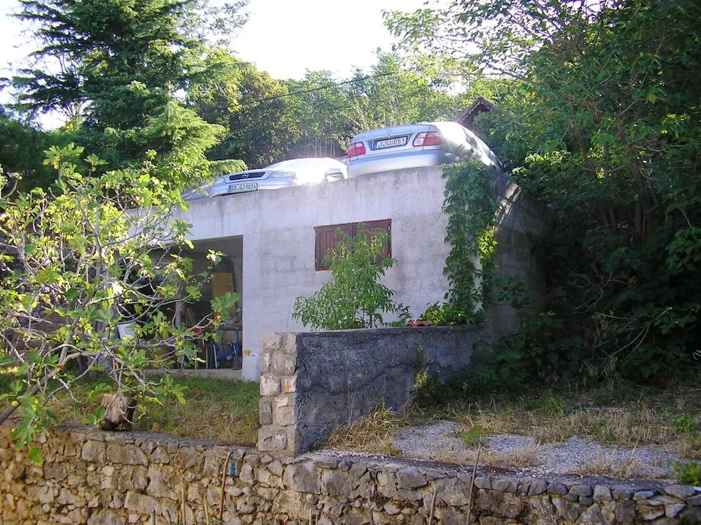 Villa With 5 Bedrooms in Klenovica, With Wonderful sea View, Furnished Terrace and Wifi Near the Beach