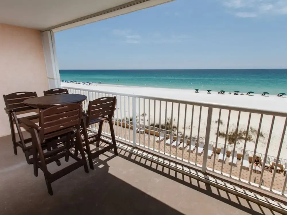 Islander by Brooks and Shorey Resorts
