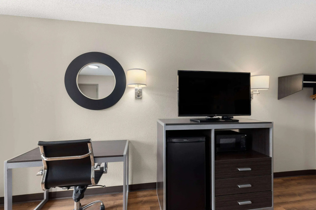Days Inn by Wyndham Childersburg