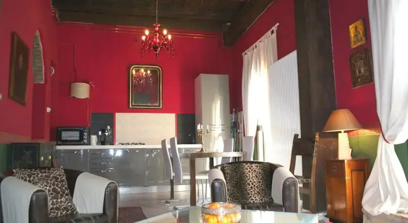 Casa Tancredi