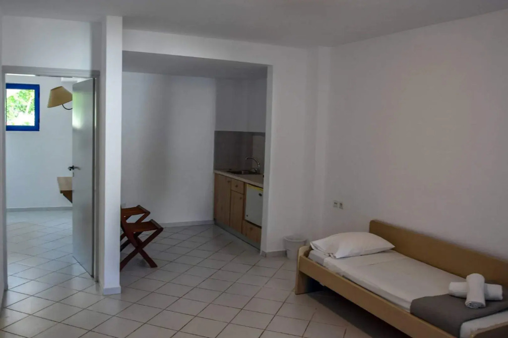 Yria Beach Hotel