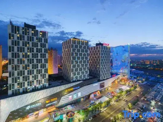 Yuexiang Light Residence Hotel (Jingkai Wanda Plaza High-speed Railway Station Branch)