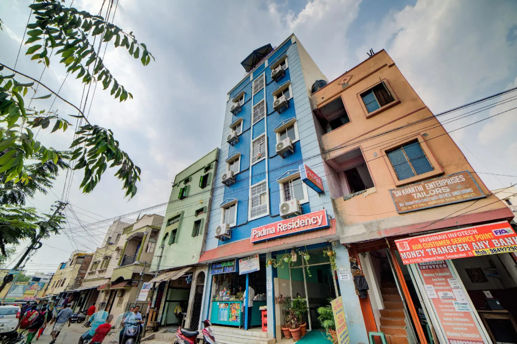 OYO 35856 Padma Residency