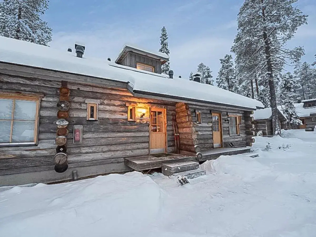 YLLäSNIESTA 5 E 12