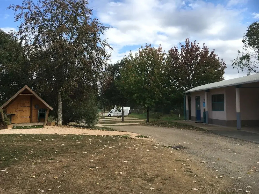 Camping de Tournus - Drole de cabane