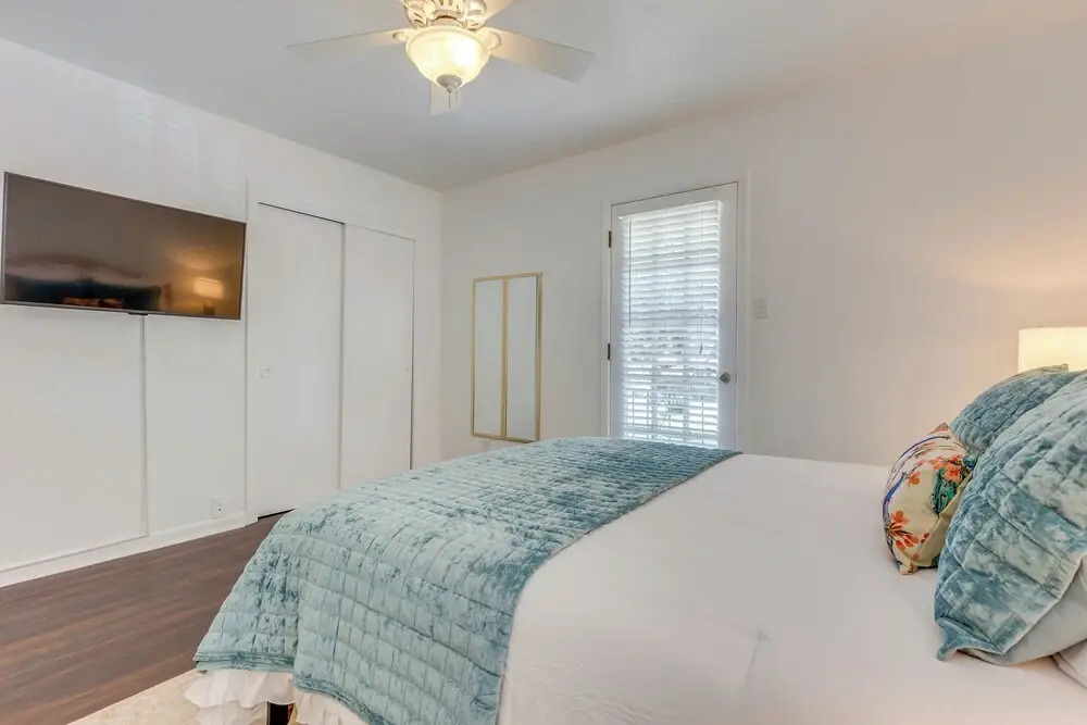 Family-friendly Home: 6 Mi to Downtown Mobile!