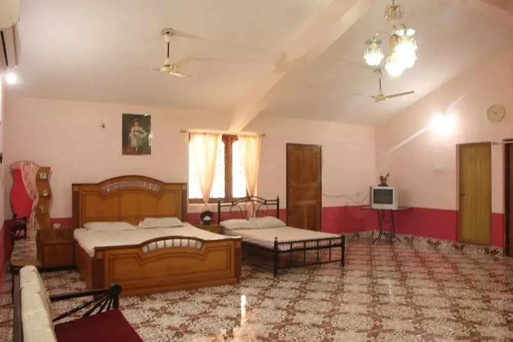 OYO 9362 Home Beach View Studio Coco Beach