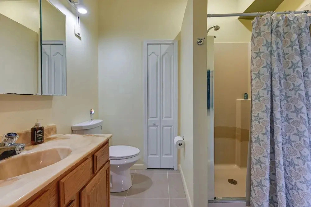 Tropical Vibes! Riverfront Bonita Springs Hideaway