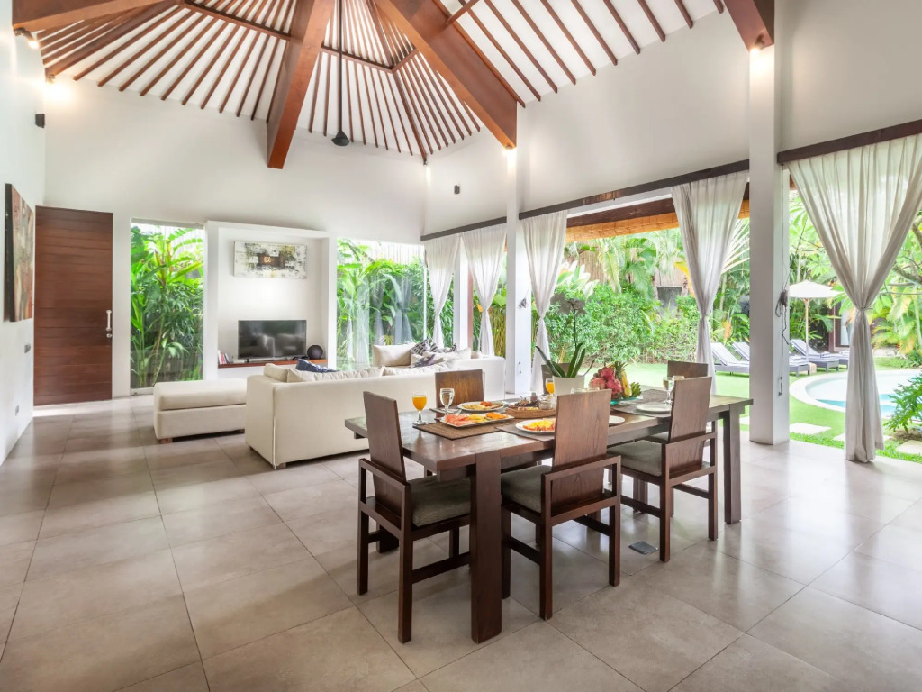 2BR Villa Alice Dua in Seminyak