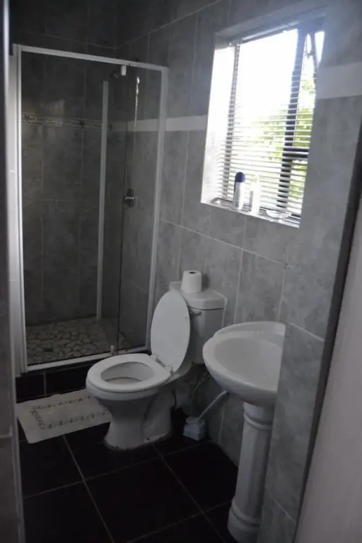 Thembisiz Guesthouse