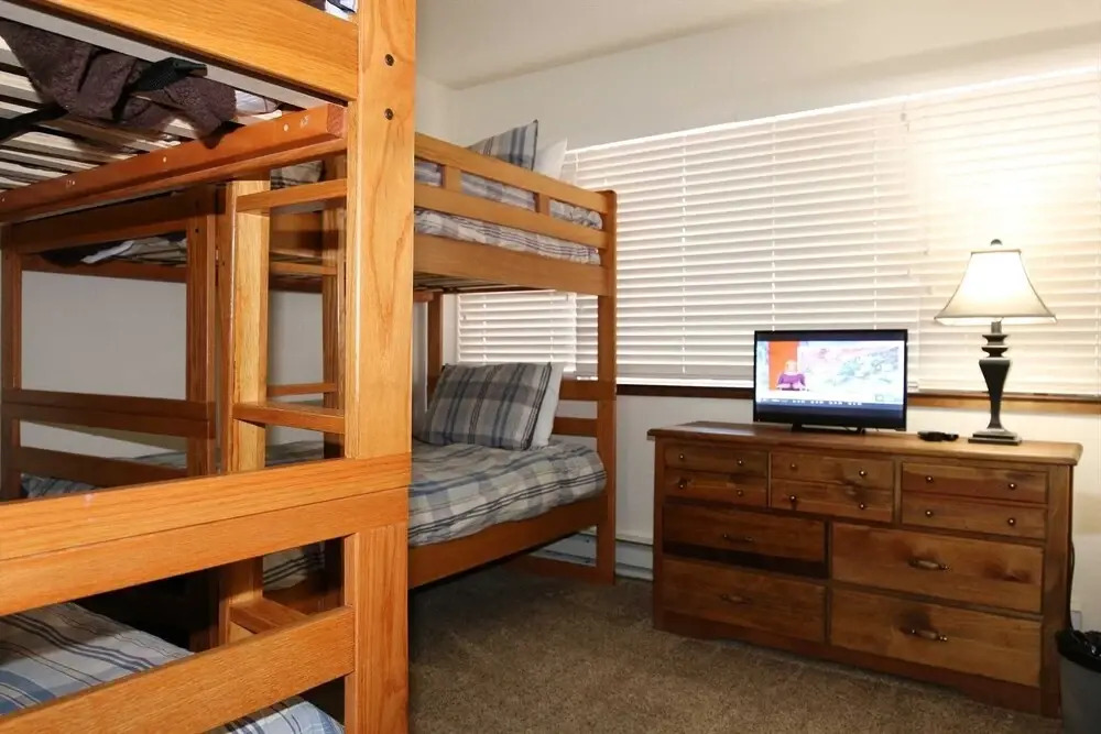 Mammoth S #120 4 Bedroom Condo