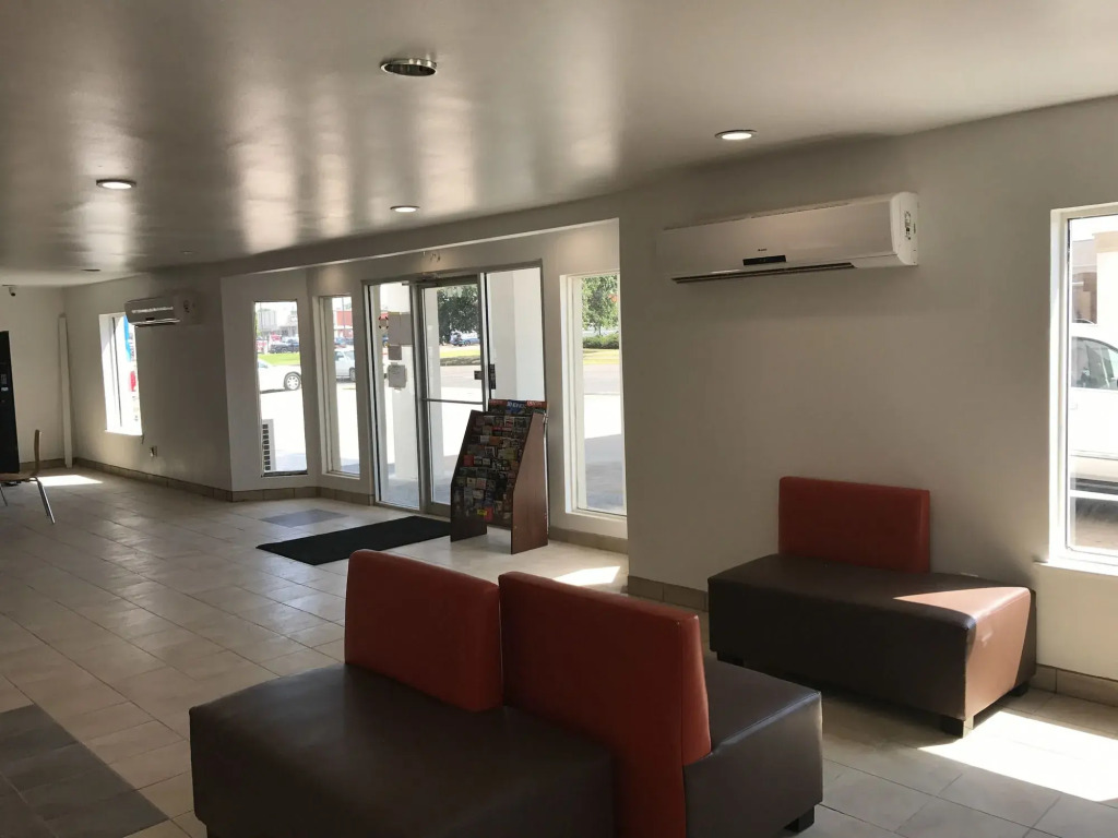 Studio 6-Bryan, TX - University Area