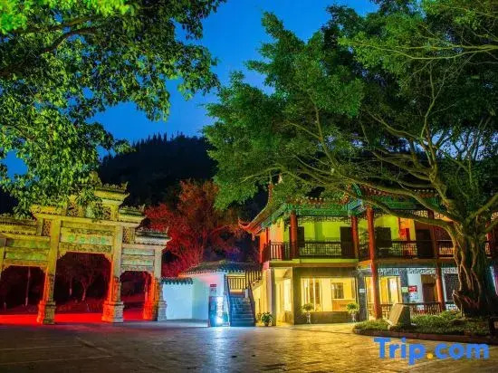 Xiyuan Bieyuan Resort (Malinghe Canyon Scenic Area)