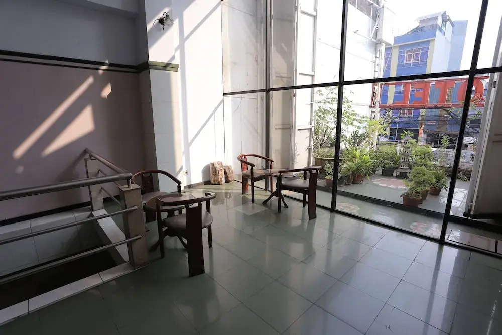 Collection O 92739 Hotel Pintu Besar Near Pancoran ChinaTown Point