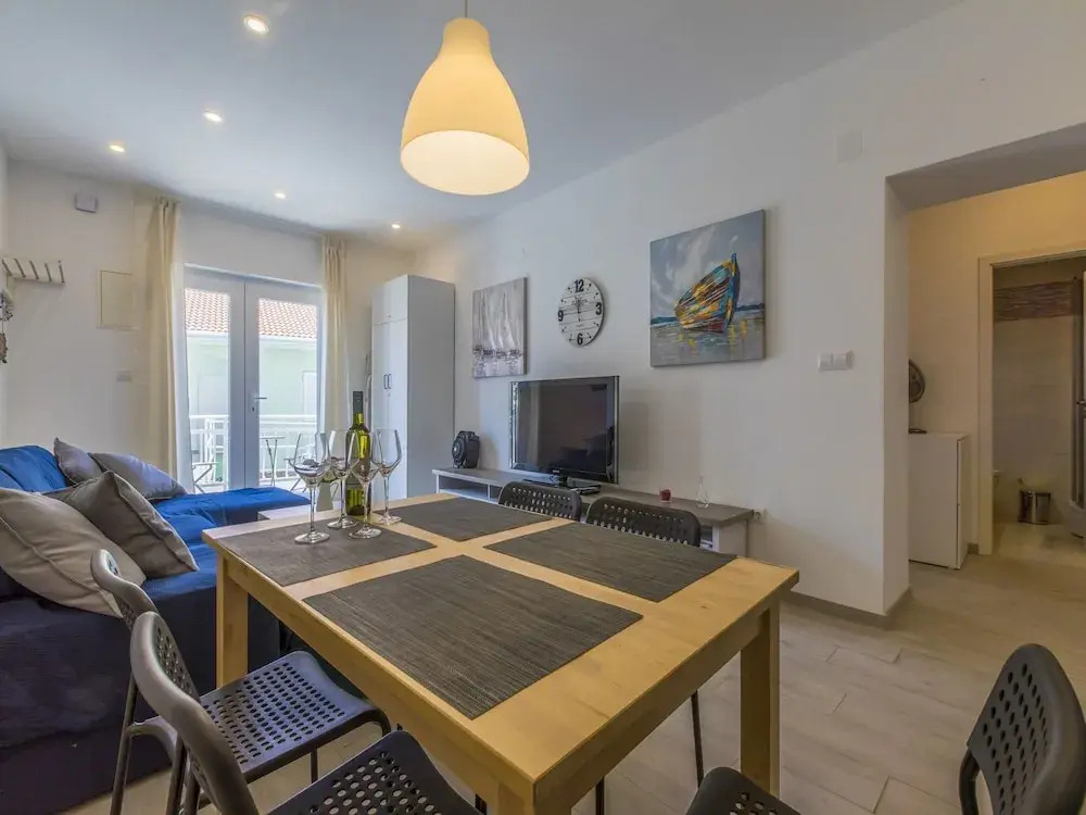 Apartment Mario