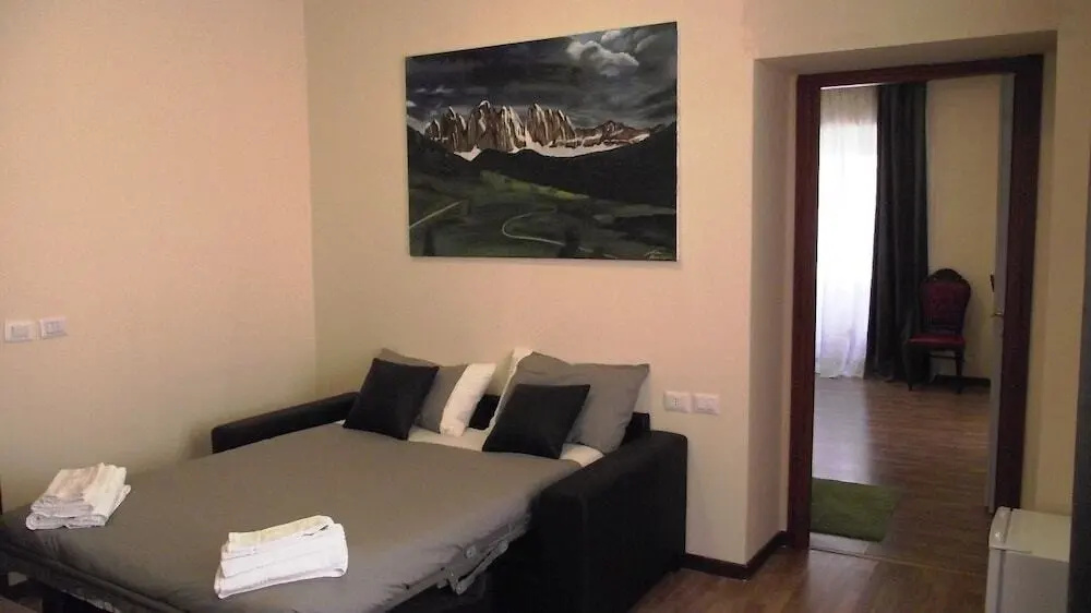 Lazio Elegance Suite