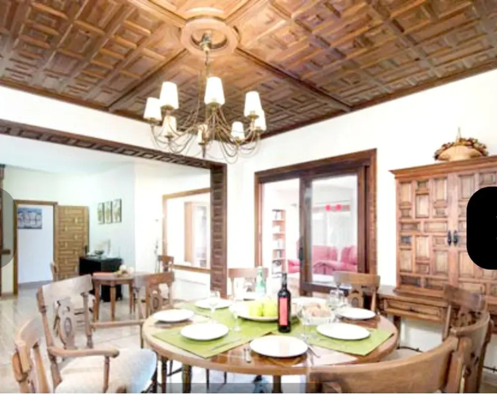 Villa With 5 Bedrooms in Estepona, With Private Pool, Enclosed Garden and Wifi - 500 m From the Beach