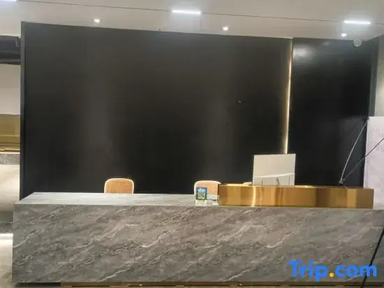 Hongwan Light Luxury Apartment(Zhongshan Hot Spring Resort Store)