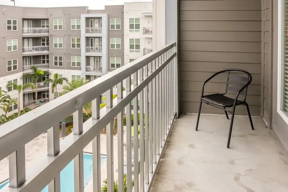 Courier City Apartments by Frontdesk