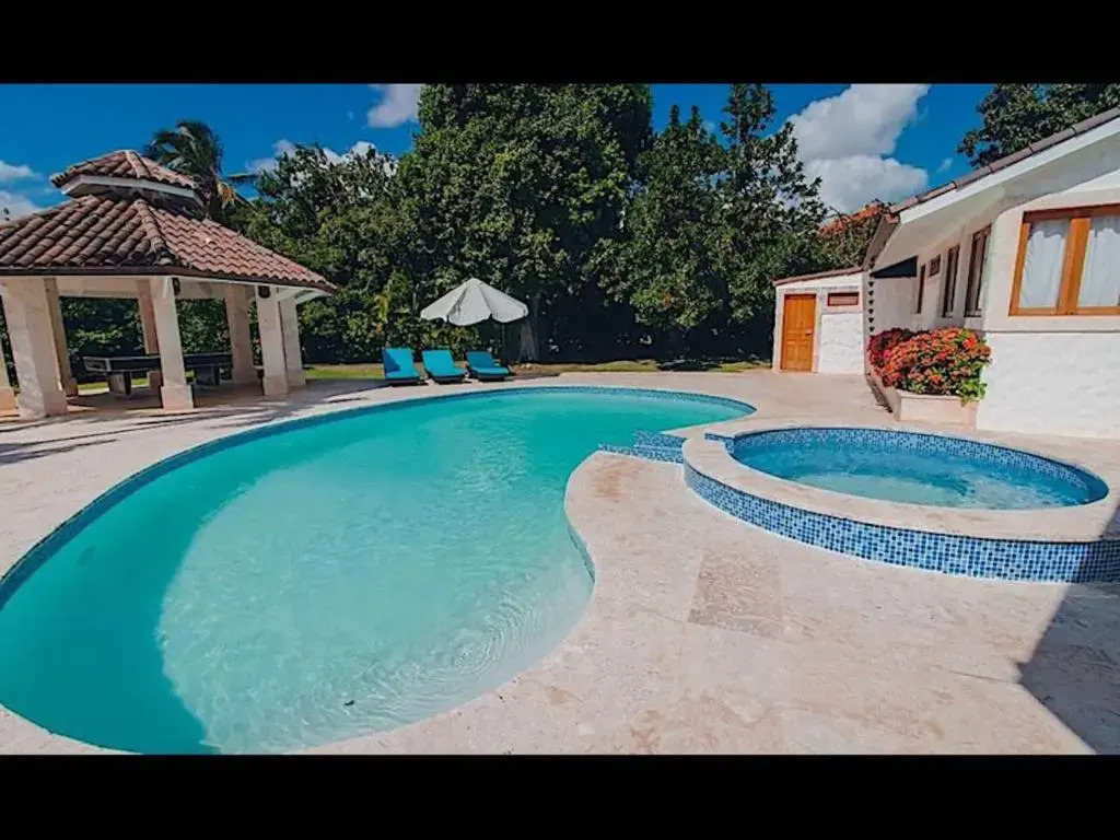 Srvittinivillas Cjl/41/ Gre8 Loc/ Open Villa/ Family and Team/ Casadcampo Villas
