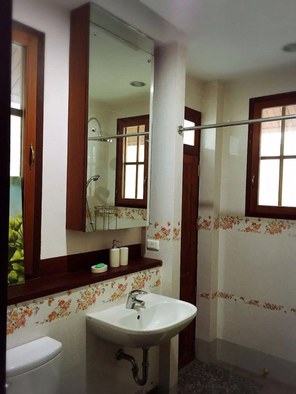 Chan Guest Villa