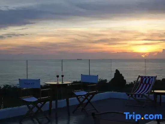 Weizhou Island Weiqi Light Luxury Seaview Holiday Homestay (Dishui Danping Branch)