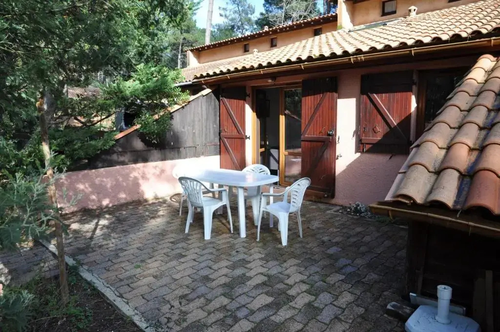 Maison jumelée dans la pinède pour 4 pers. - 2063