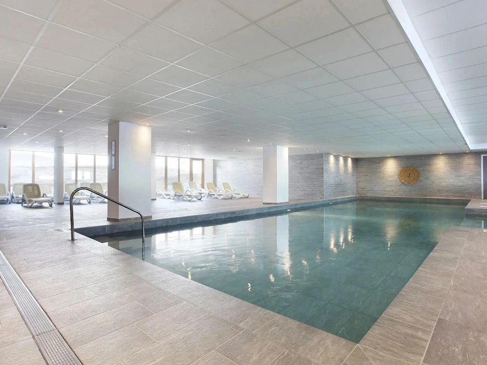 Chalet in Paradiski With Pool & Spa