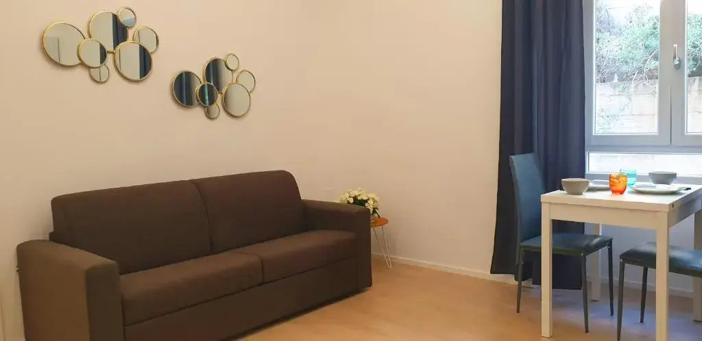 Space Apartment