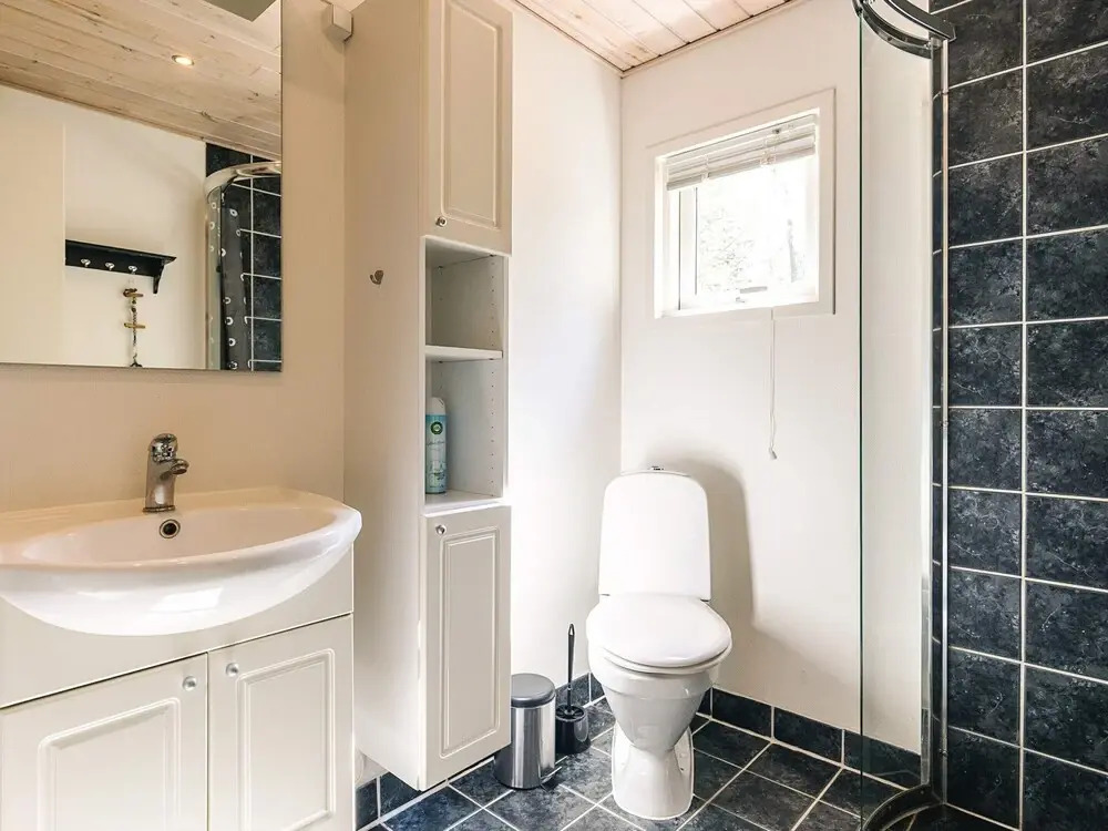 5 Star Holiday Home in Hals