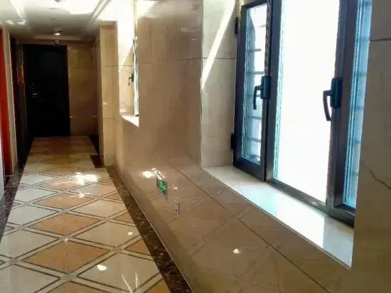 Zhenxing Hotel