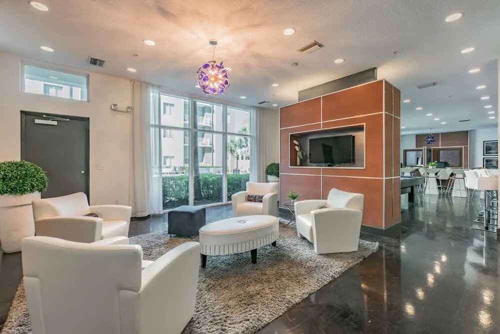Channelside Apartment BC-320