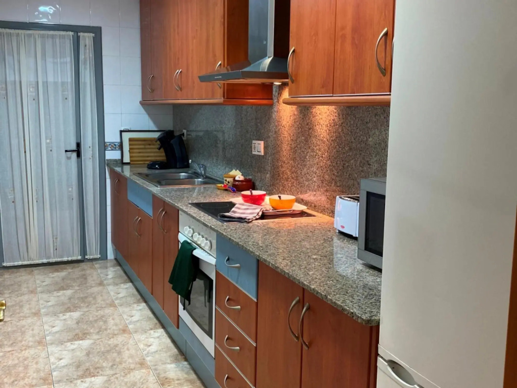 Bajos Con Terraza Privada Y Zona Comunitaria
