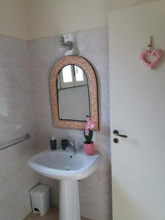 Casa di Laura a 50 mt dal mare