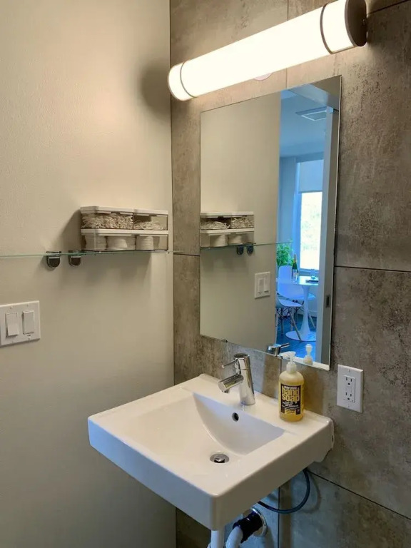 Modern Capitol Hill Studio