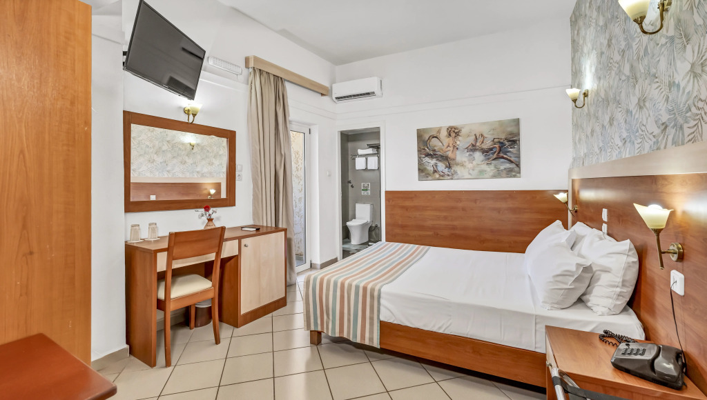 Erato Hotel
