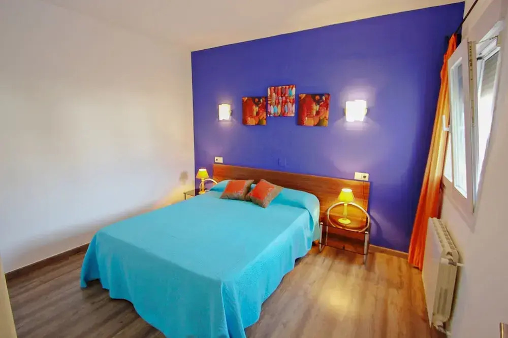May - pretty holiday property with private pool in Benissa