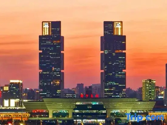 Xingshu Hotel (Zhengdong Mixc Provincial Government Store)