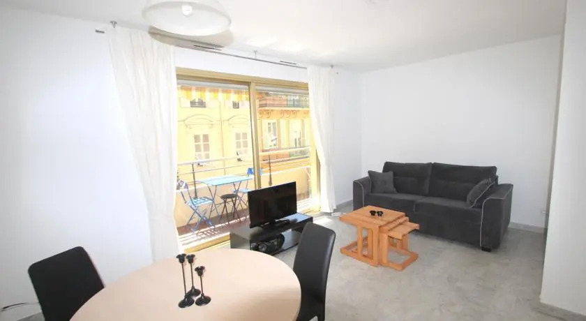 Riviera Rent Apartments -Bonaparte