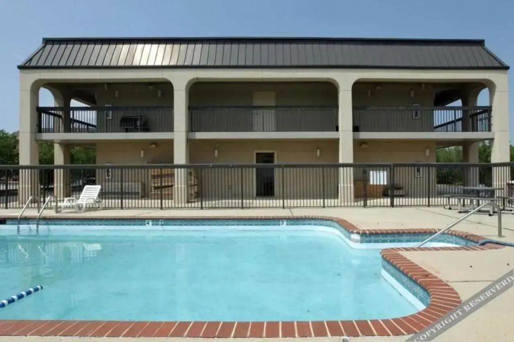 Americas Best Value Inn Scottsboro