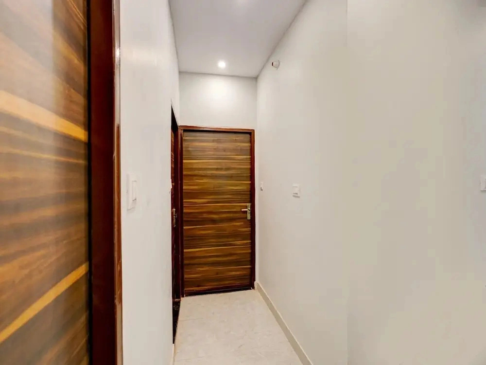Deluxe OYO IIT BHU Varanasi