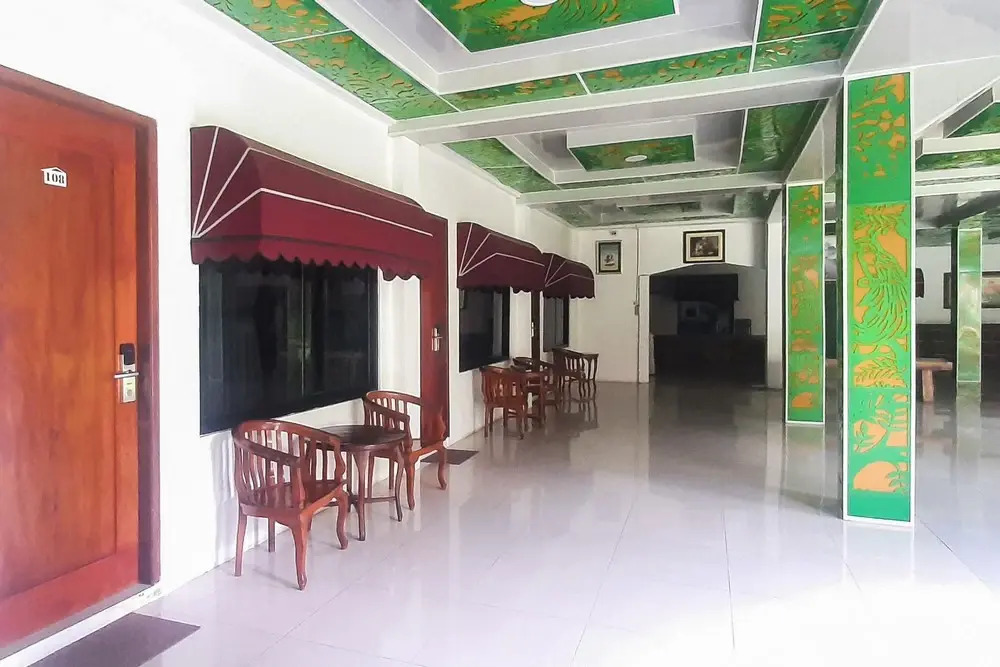 Urbanview Hotel Cendrawasih Lahat By RedDoorz