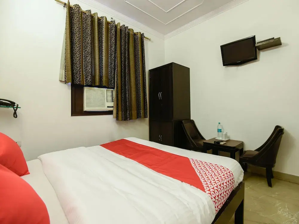 Hotel Amrit Villa
