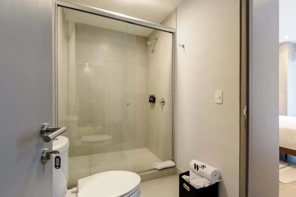 w Enchanting 1BR in the Heart of Interlomas