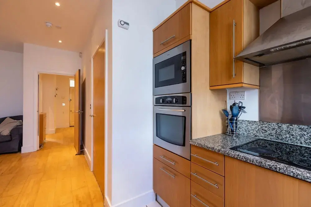 5 Bedroom House in South London
