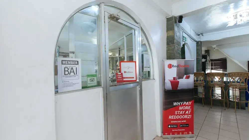 RedDoorz Plus @ Lagoon Beach Resort Zambales