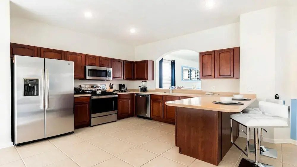 Cozy 6br Home w/ Private Pool Spa in Windsor Hills