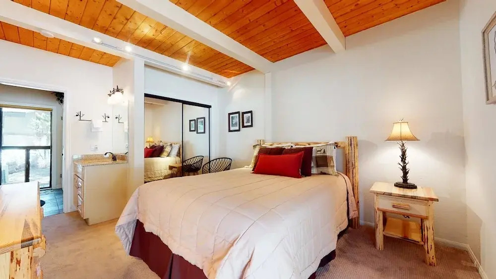 Villa De Los Pinos Year-Round Activities Nearby Shopping & Restaurants